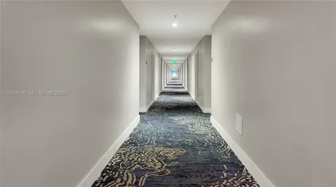 5601 Collins Avenue Miami Beach FL 33140