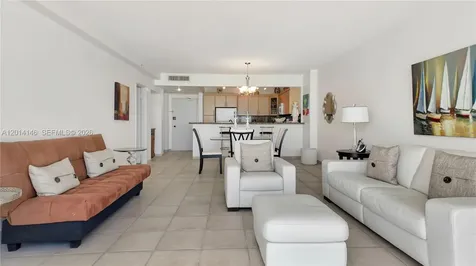 5601 Collins Avenue Miami Beach FL 33140