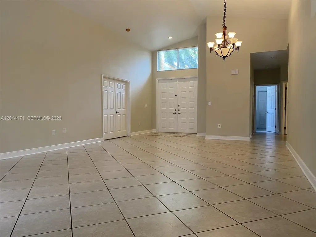 1210 S 13th Avenue Hollywood FL 33019