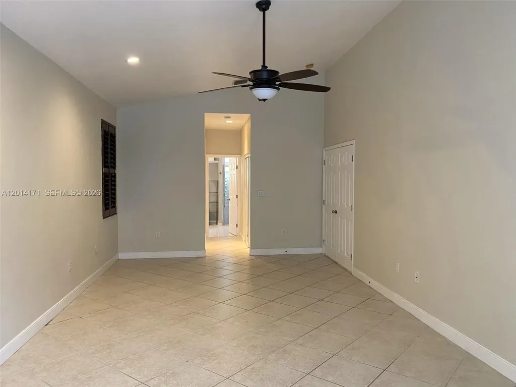 1210 S 13th Avenue Hollywood FL 33019