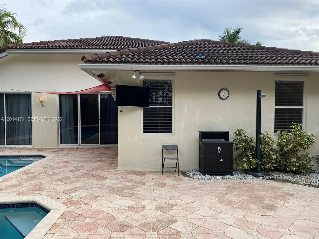 1210 S 13th Avenue Hollywood FL 33019
