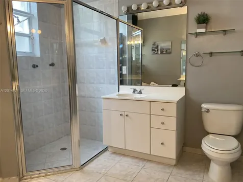 1210 S 13th Avenue Hollywood FL 33019