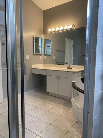 1210 S 13th Avenue Hollywood FL 33019