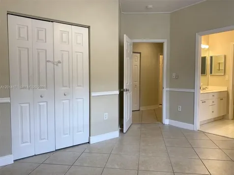 1210 S 13th Avenue Hollywood FL 33019