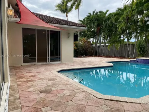 1210 S 13th Avenue Hollywood FL 33019