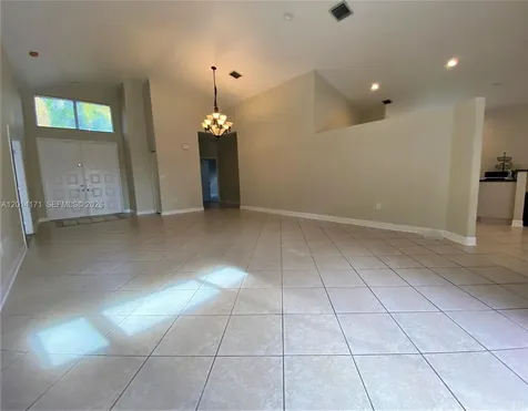 1210 S 13th Avenue Hollywood FL 33019