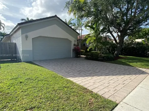 1210 S 13th Avenue Hollywood FL 33019