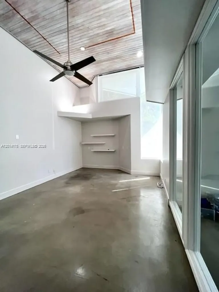 721 NE 3rd Avenue Fort Lauderdale FL 33304