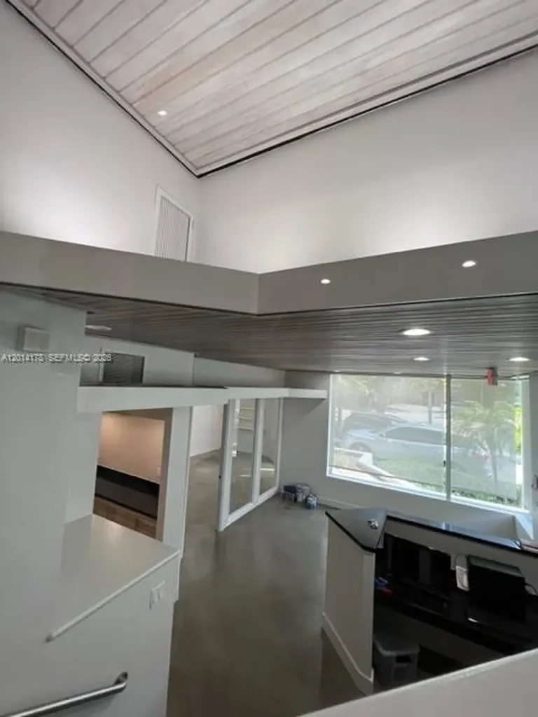 721 NE 3rd Avenue Fort Lauderdale FL 33304