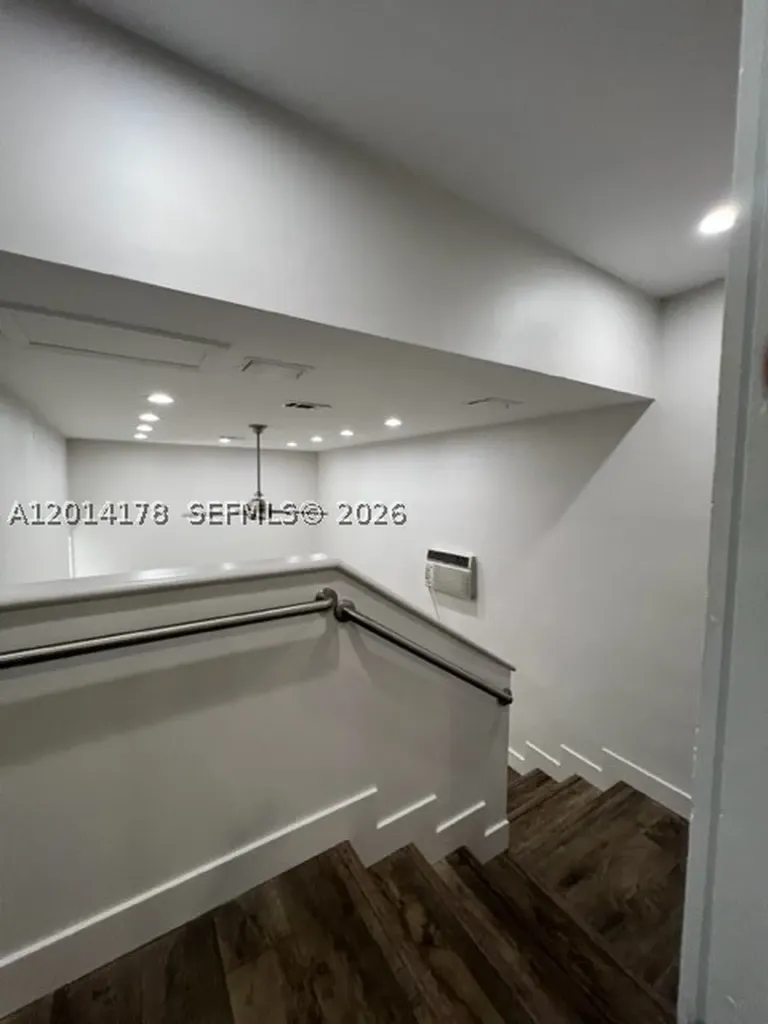 721 NE 3rd Avenue Fort Lauderdale FL 33304
