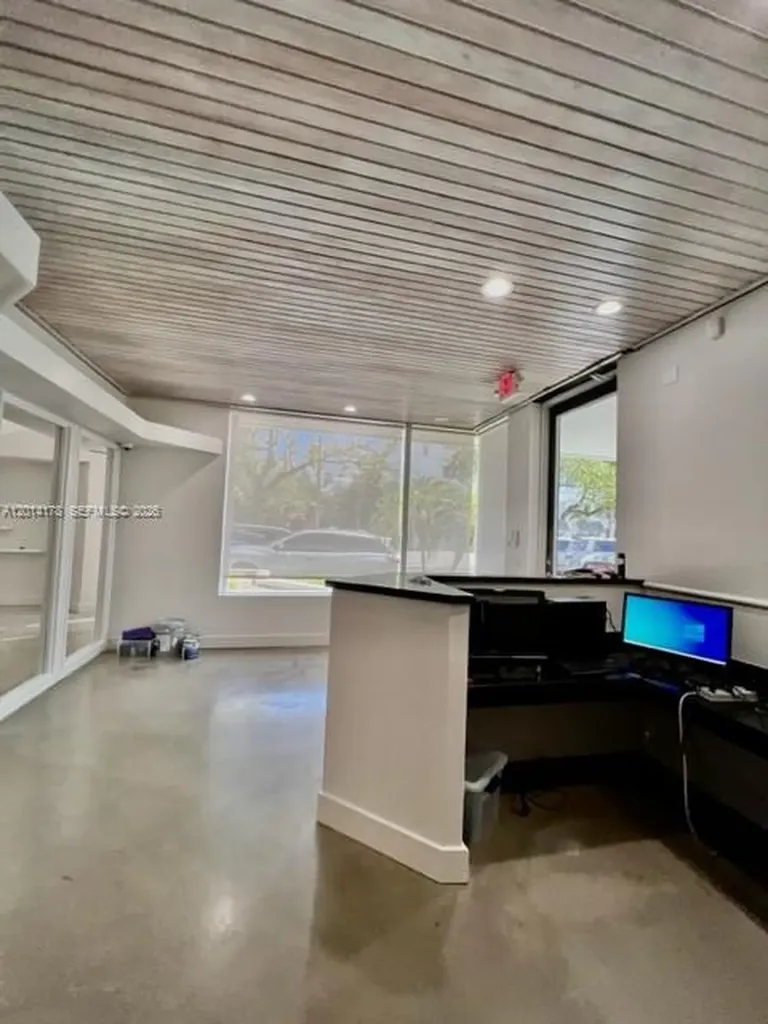 721 NE 3rd Avenue Fort Lauderdale FL 33304