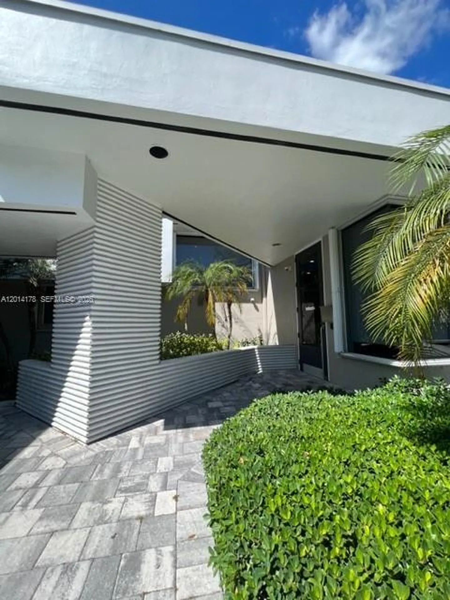 721 NE 3rd Avenue Fort Lauderdale FL 33304