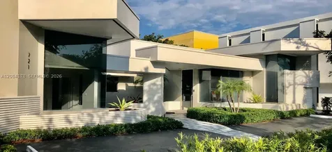 721 NE 3rd Avenue Fort Lauderdale FL 33304