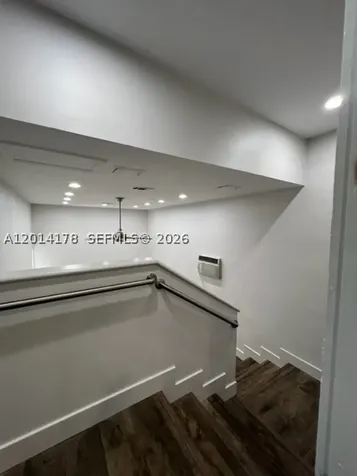 721 NE 3rd Avenue Fort Lauderdale FL 33304