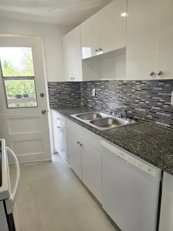 1475 NE 125th Terrace North Miami FL 33161