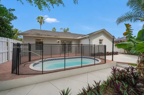 1332 Waterway Cove Drive Wellington FL 33414