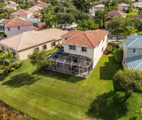 618 Willow Bend Road Weston FL 33327