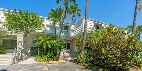 232 Sea View Drive Key Biscayne FL 33149