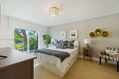 232 Sea View Drive Key Biscayne FL 33149