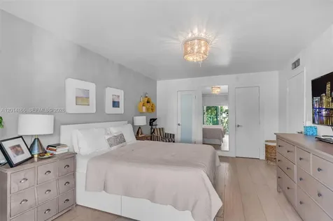 232 Sea View Drive Key Biscayne FL 33149