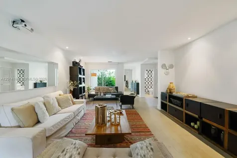 232 Sea View Drive Key Biscayne FL 33149