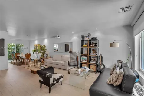232 Sea View Drive Key Biscayne FL 33149