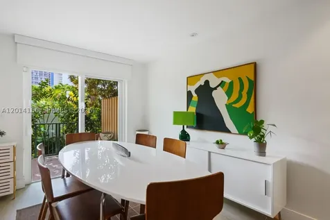 232 Sea View Drive Key Biscayne FL 33149