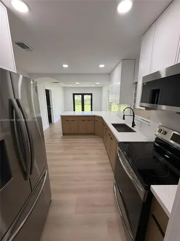 2951 NW 57th Street Miami FL 33142