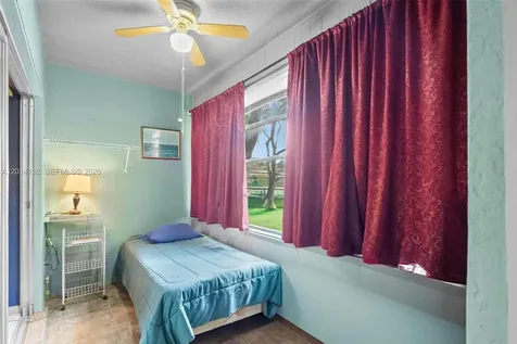 100 Berkley Road Hollywood FL 33024