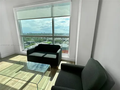 175 SW 7th Street Miami FL 33130