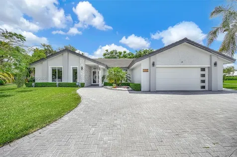 630 Deer Creek Briarwood Lane Deerfield Beach FL 33442