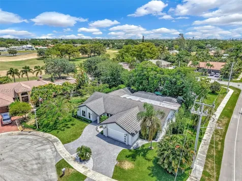 630 Deer Creek Briarwood Lane Deerfield Beach FL 33442