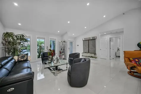 630 Deer Creek Briarwood Lane Deerfield Beach FL 33442