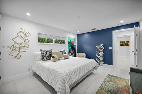 630 Deer Creek Briarwood Lane Deerfield Beach FL 33442