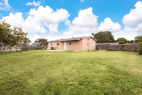 22345 SW 118th Court Miami FL 33170
