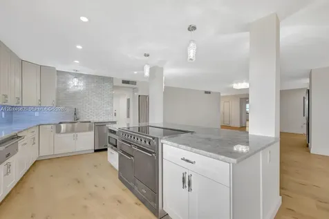 1800 S Ocean Boulevard Lauderdale By The Sea FL 33062