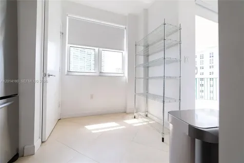 20000 E Country Club Drive Aventura FL 33180