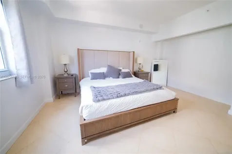 20000 E Country Club Drive Aventura FL 33180