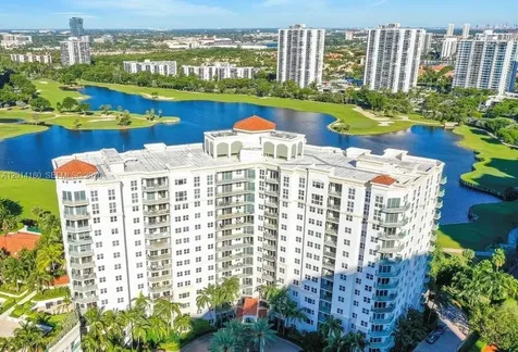 20000 E Country Club Drive Aventura FL 33180