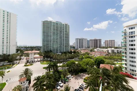 20000 E Country Club Drive Aventura FL 33180