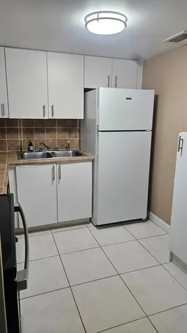 6801 Harding Avenue Miami Beach FL 33141