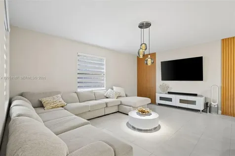 13283 SW 188th Terrace Miami FL 33177