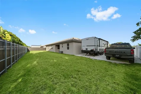 13283 SW 188th Terrace Miami FL 33177