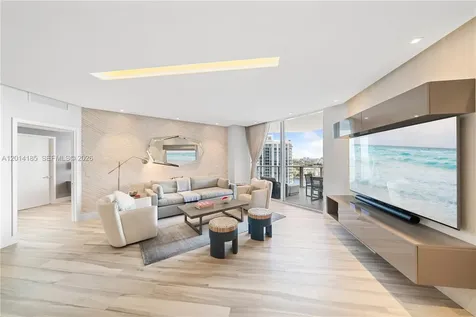 17111 Biscayne Boulevard North Miami Beach FL 33160
