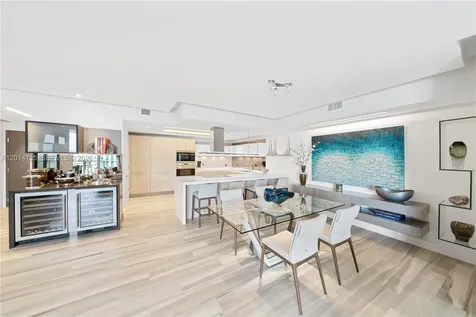 17111 Biscayne Boulevard North Miami Beach FL 33160