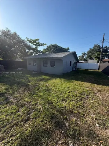 6123 Call Street Hollywood FL 33024