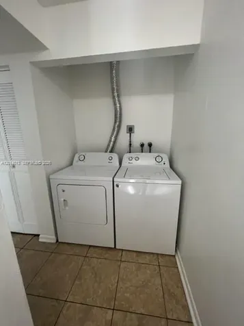 15153 NE 6th Avenue Miami FL 33162