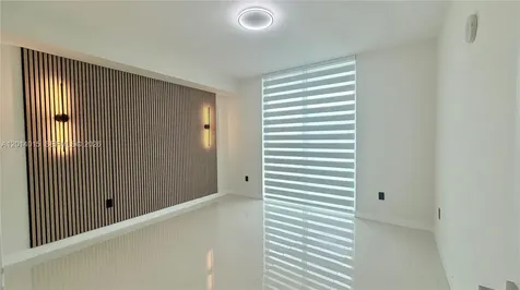 79 SW 12th Street Miami FL 33130