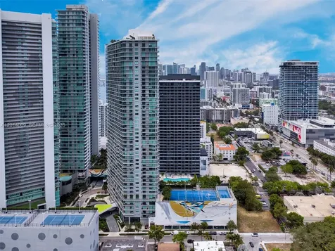 501 NE 31 Miami FL 33137