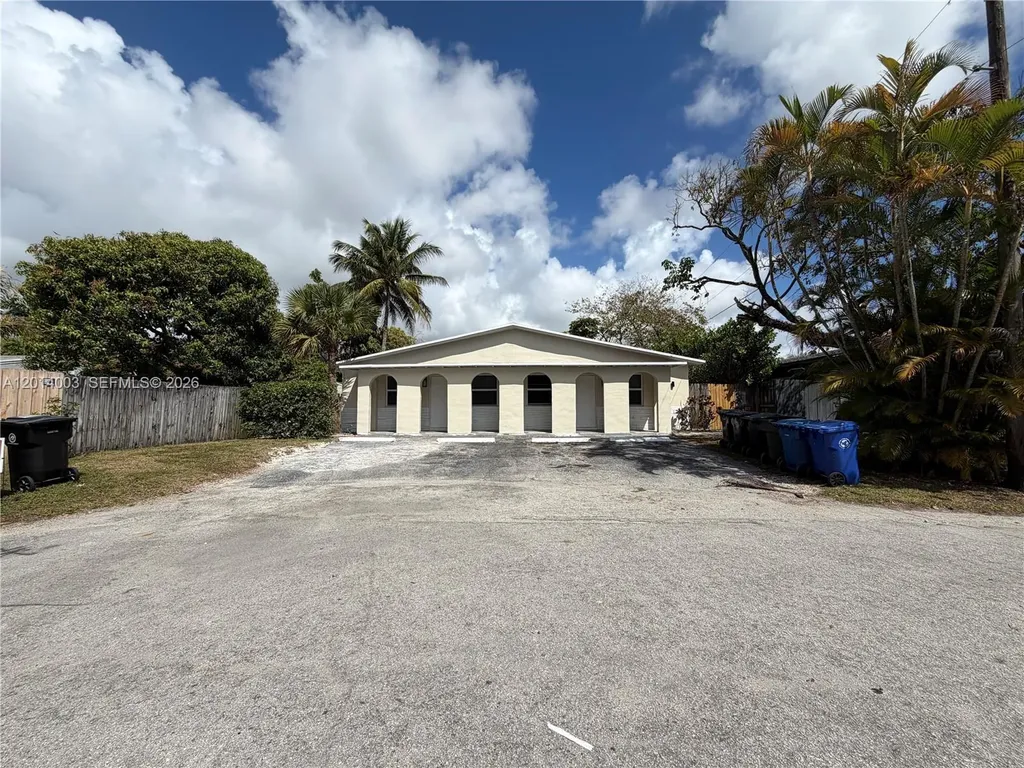 953 SW 16 Street Fort Lauderdale FL 33315